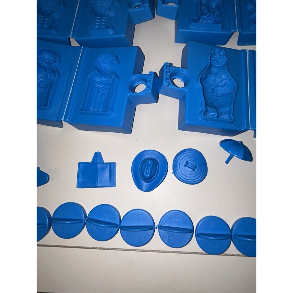 Vintage Sesame Street Color Dough 3-In-1 Activity Set Molds Big Bird - Picture 5 of 9